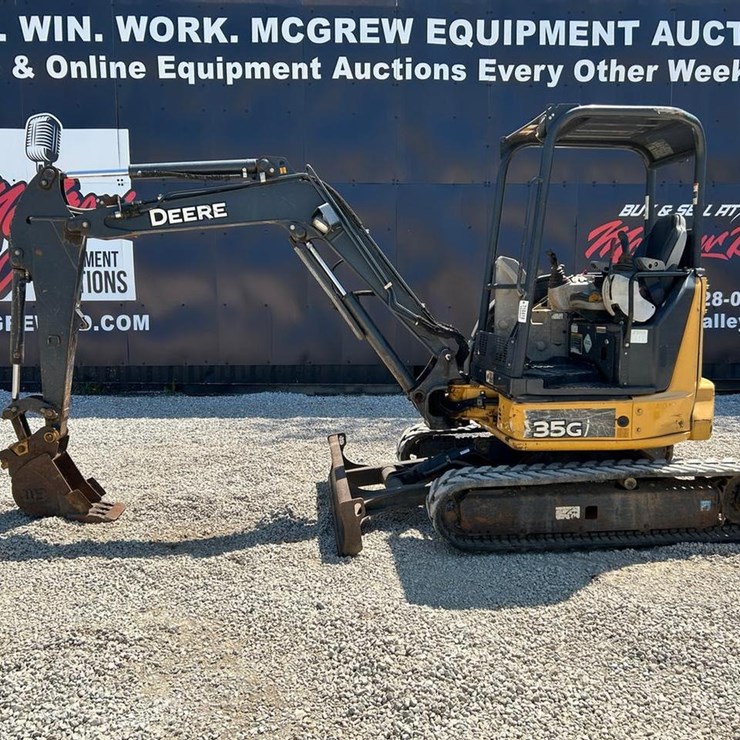 2016 DEERE 35G