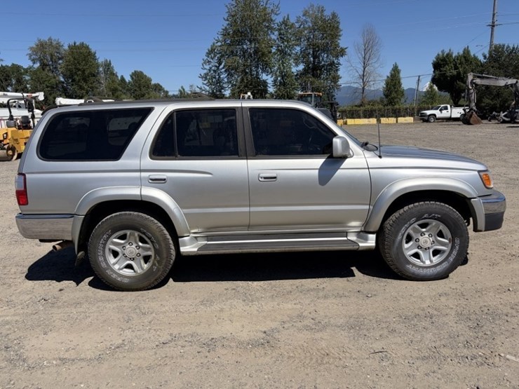 2001-toyota-4-runner-image-3