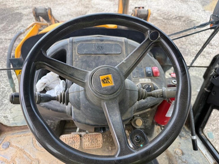 jcb-3cx14-image-23