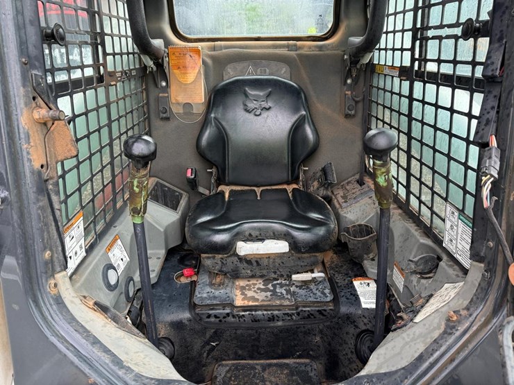 2018-bobcat-s650-image-17