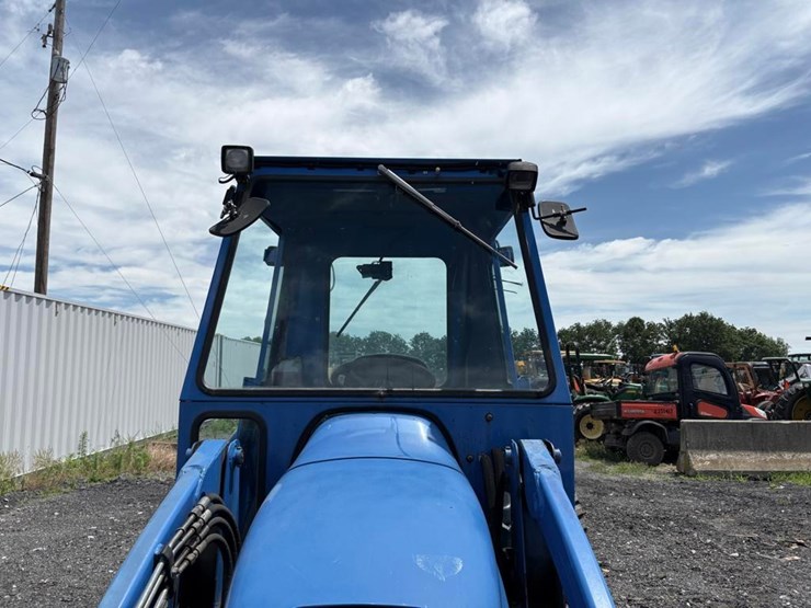 new-holland-tc45-image-9