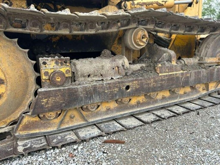 1985-john-deere-450e-image-39