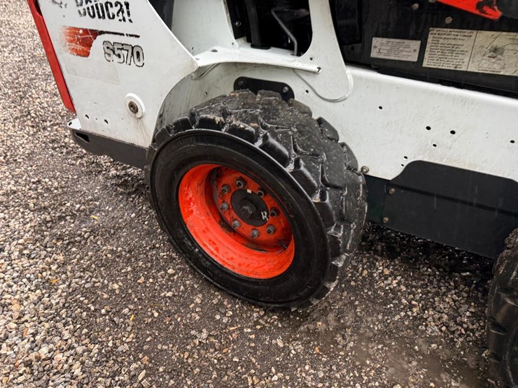 bobcat-s570-image-13