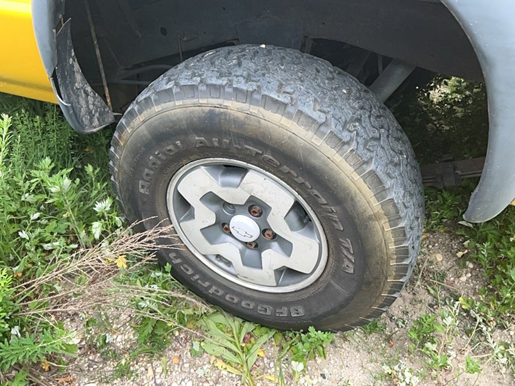 2003-chevrolet-s10-image-6