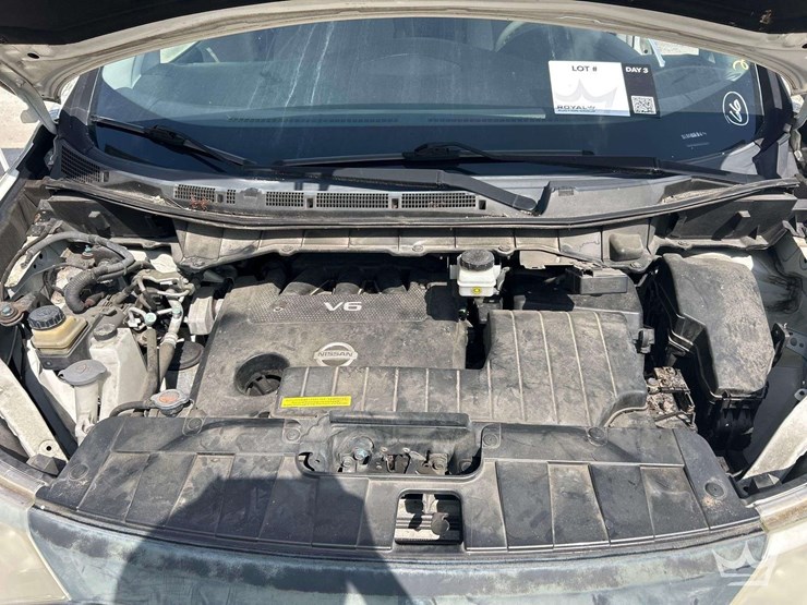 2015-nissan-quest-image-7