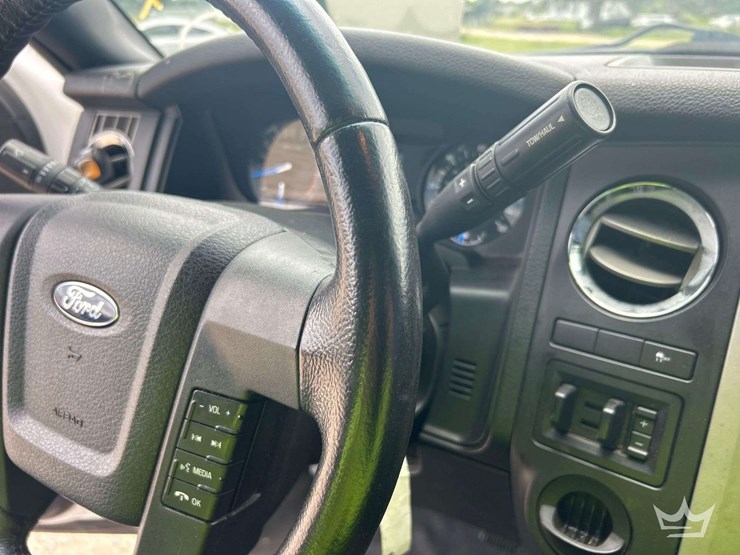 2016-ford-expedition-image-14