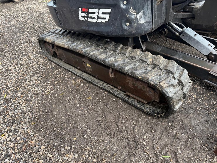 2019-bobcat-e35-image-12