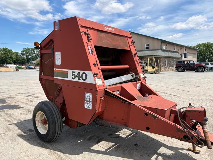 hesston-540-image-12