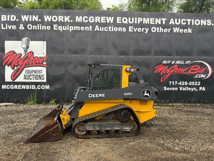 2021-deere-325g-image-1