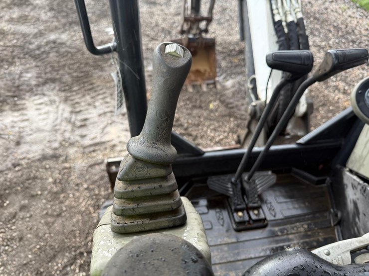 2019-bobcat-e35-image-27