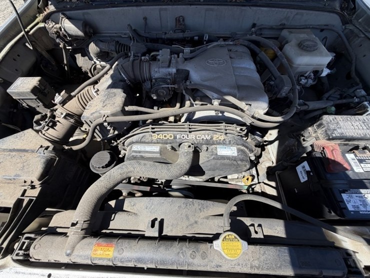 2001-toyota-4-runner-image-13