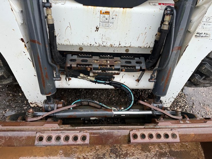 2018-bobcat-s650-image-10