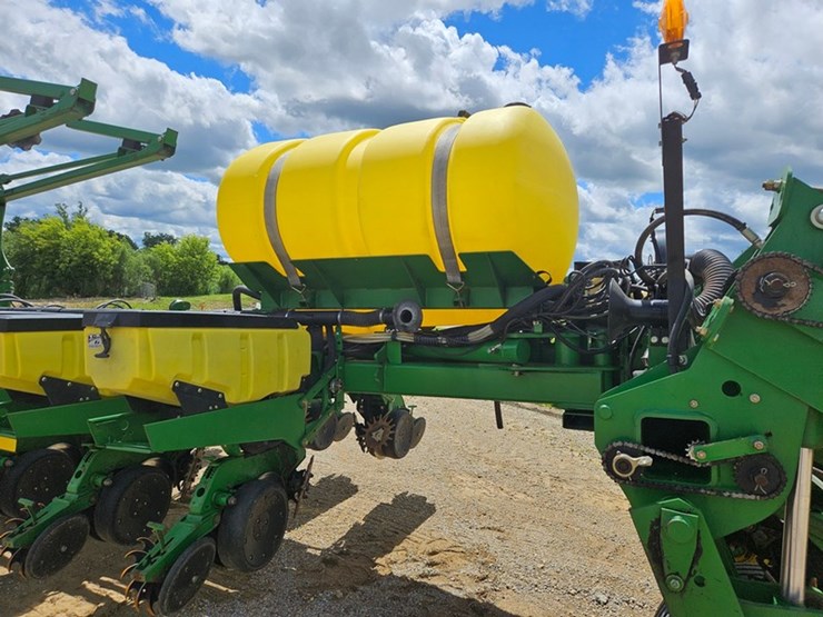 john-deere-1770-image-50