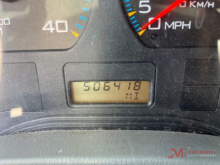 2004-international-durastar-4300-image-16