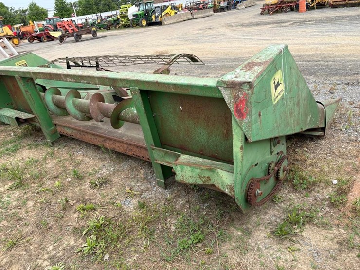 john-deere-444-image-1