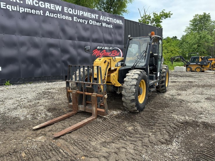 caterpillar-th406-image-8