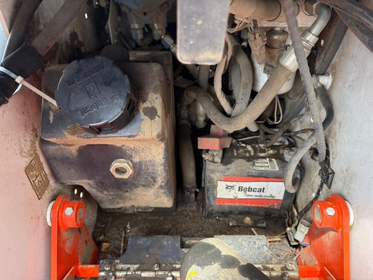 bobcat-mt85-image-16