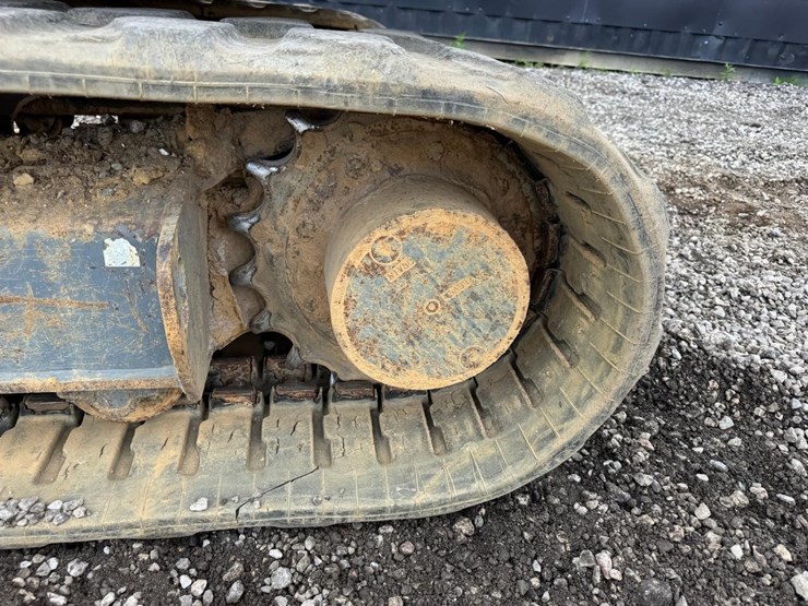 takeuchi-tb250-image-19