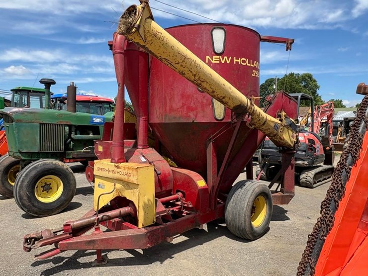 new-holland-355-image-6