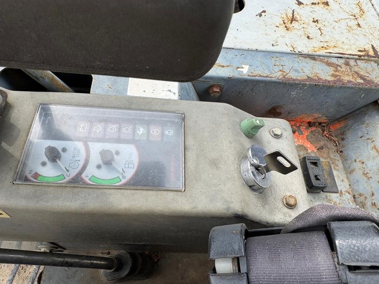 takeuchi-tb250-image-28