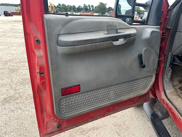 2003-ford-f450-image-11