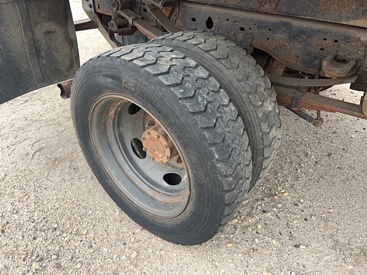2003-ford-f450-image-9