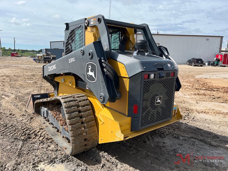 deere-331g-image-3