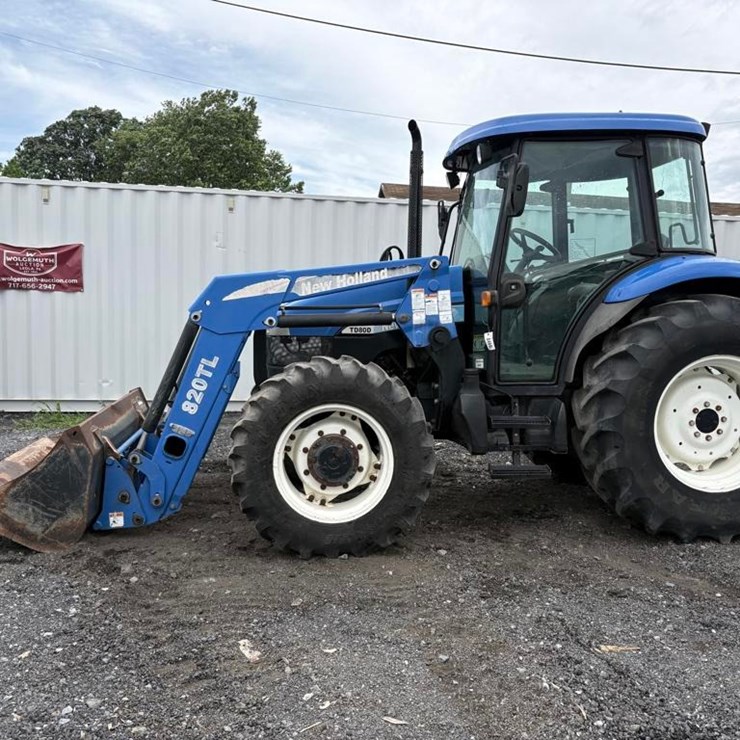 NEW HOLLAND TD80D