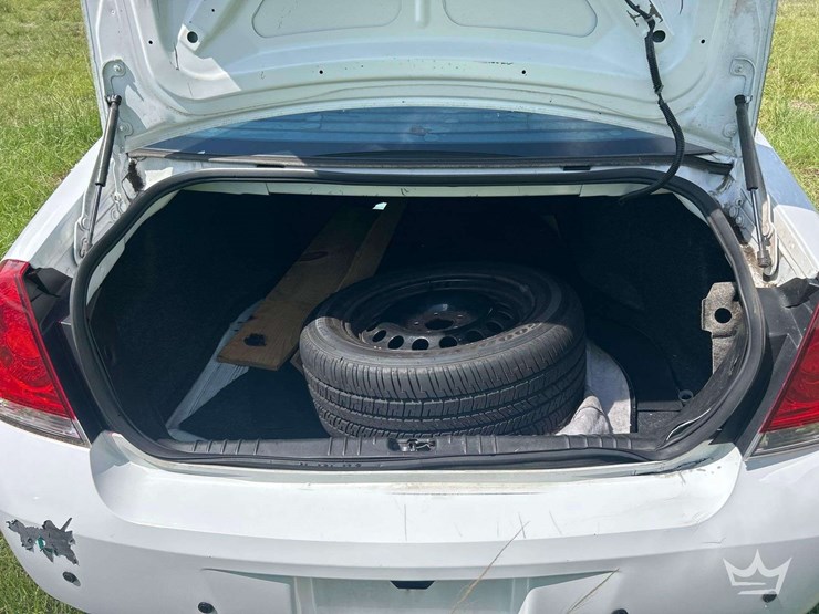 2014-chevrolet-impala-sedan-image-20