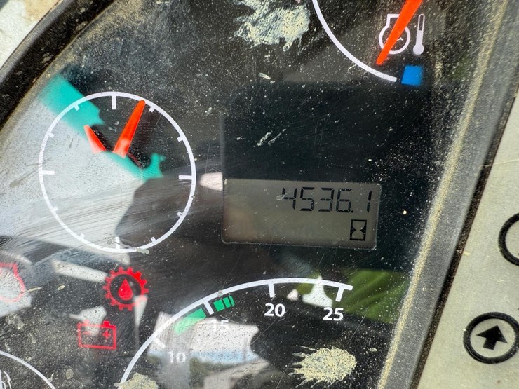 jcb-3cx14-image-25
