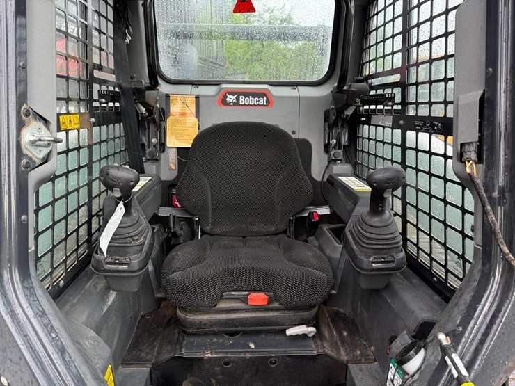 2022-bobcat-t76-image-20