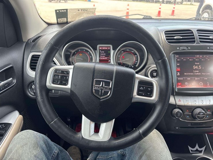 2014-dodge-journey-image-8