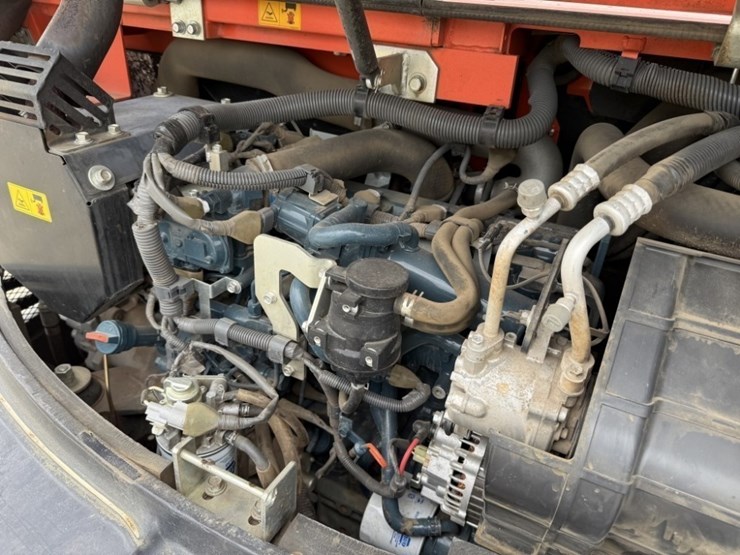 2014-kubota-kx080-4-image-27