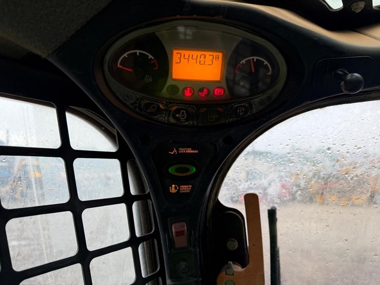 2018-bobcat-s650-image-22