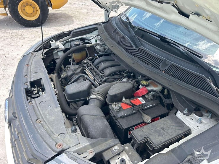 2018-ford-explorer-image-9
