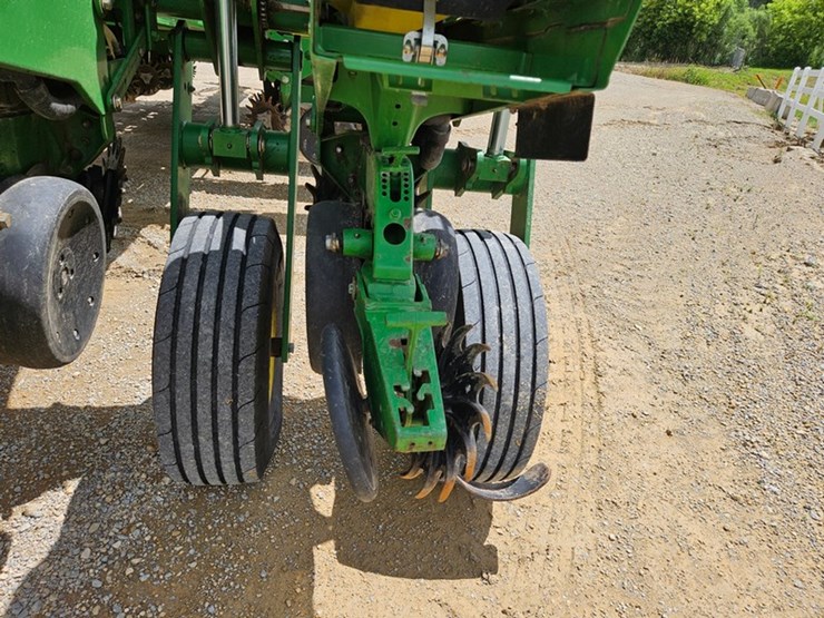 john-deere-1770-image-44
