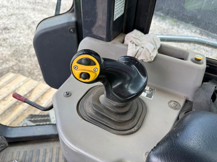 komatsu-d39px-23-image-25
