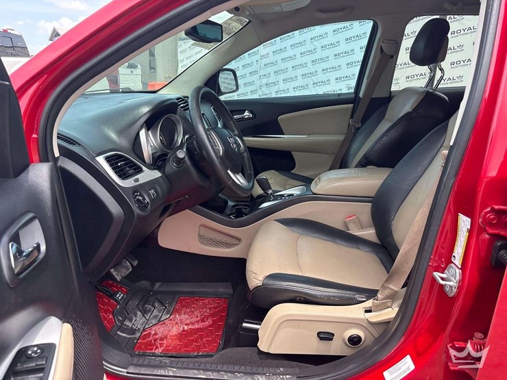 2014-dodge-journey-image-7