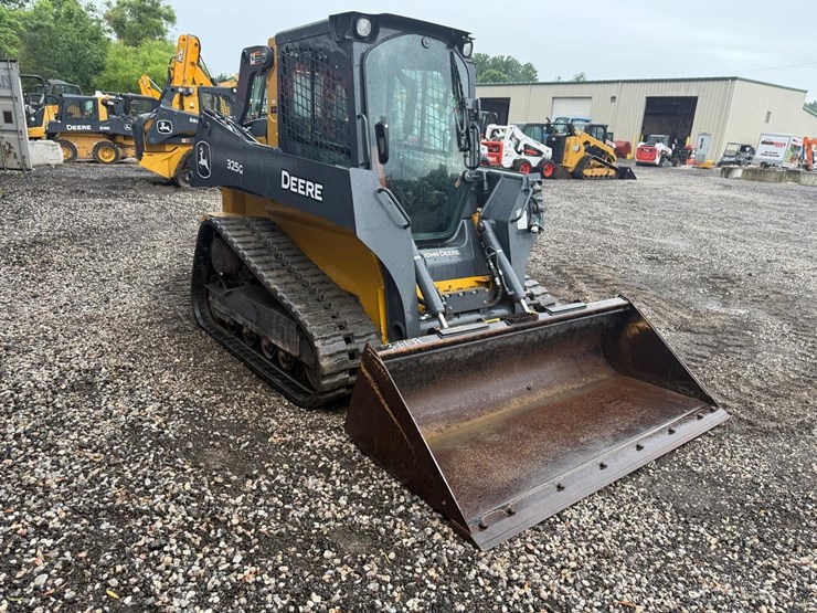2021-deere-325g-image-6