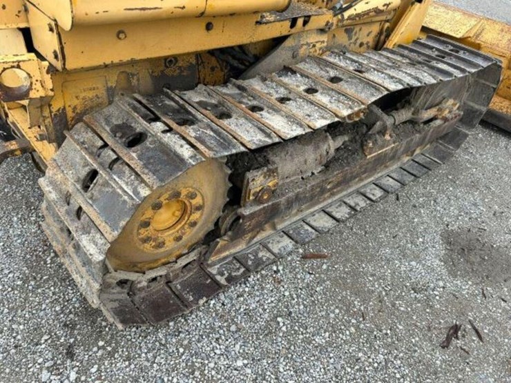 1985-john-deere-450e-image-40