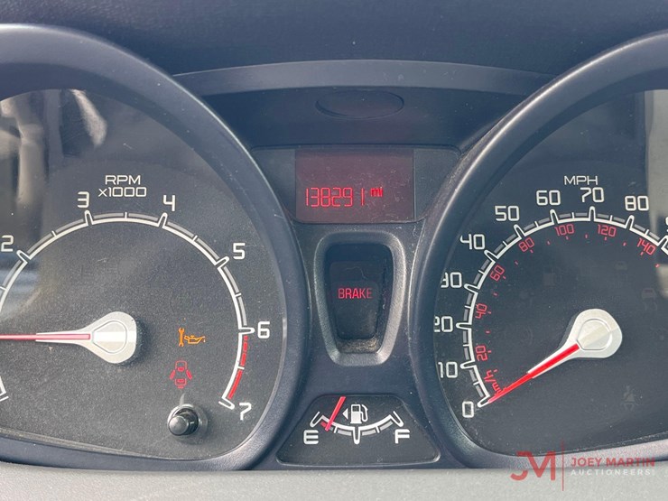 2011-ford-138-image-13