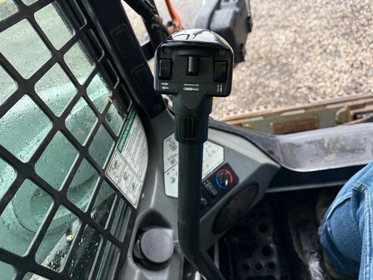 bobcat-s570-image-25