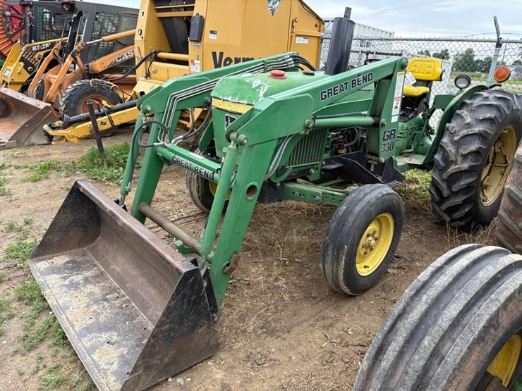 john-deere-2040-image-20