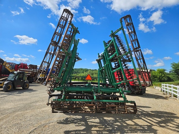 great-plains-3000tt-image-4