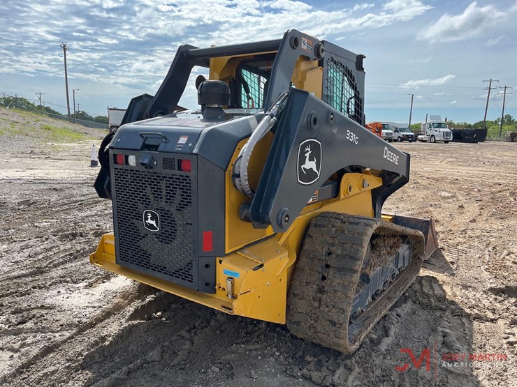 deere-331g-image-2