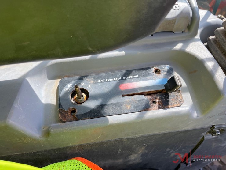 kubota-svl90-2-image-13