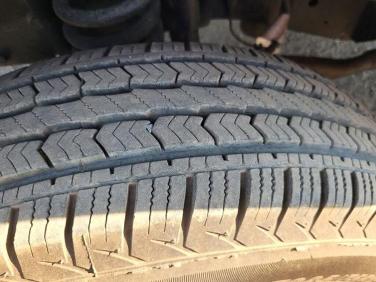 2009-ford-e450-image-70