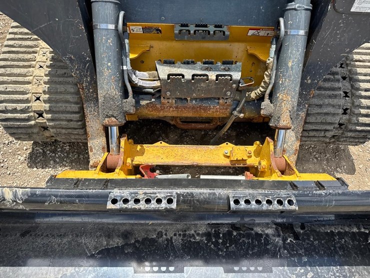 deere-333g-image-11