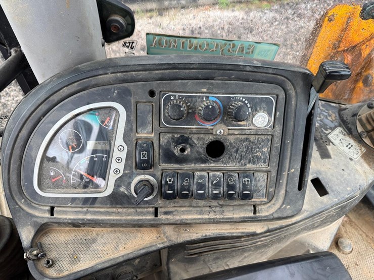 jcb-3cx14-image-24