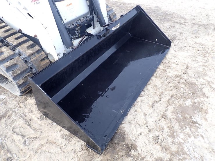 wildcat-84"-skid-steer-gp-bucket-image-3